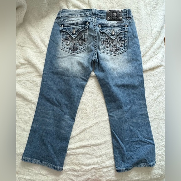 Miss Me Light Blue Capri Jeans with Embellished Pockets - Picture 1 of 3